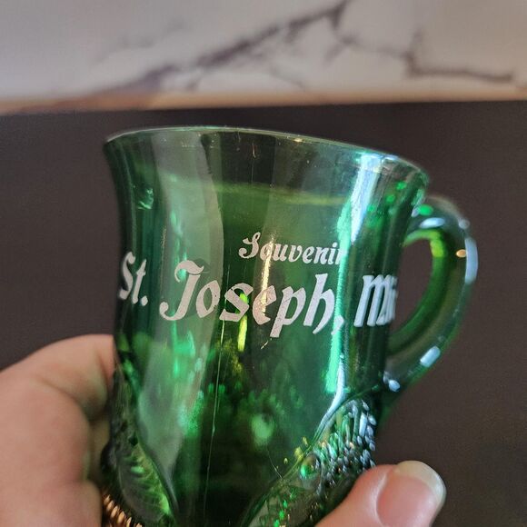 EAPG Antique Green Glass Mugs Colorado Lacy Medallion Gold Set 2 Souvenir MI OH - Picture 7 of 10